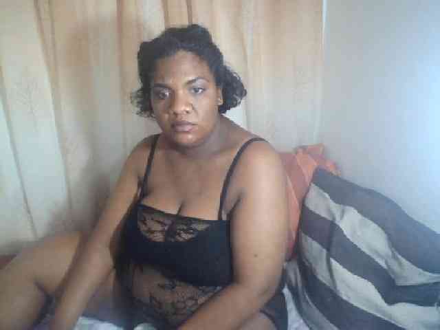 IndianSexyAss00 webcam