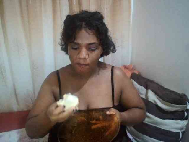 IndianSexyAss00 webcam