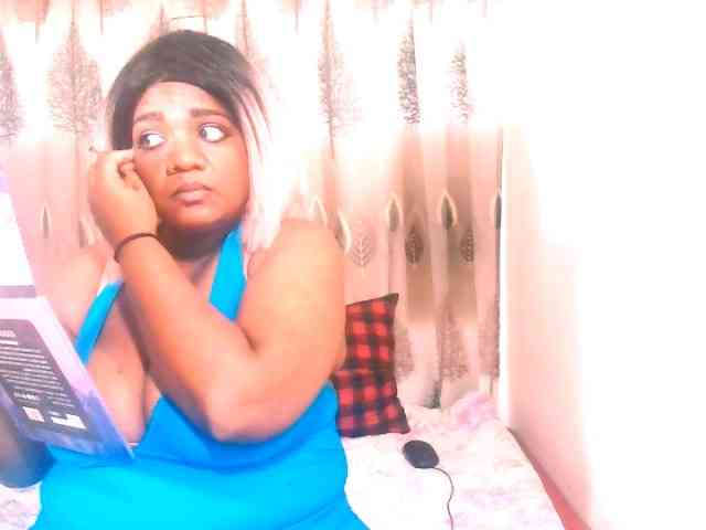 IndianSexyAss00 webcam