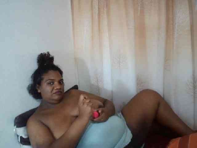 IndianSexyAss00 webcam