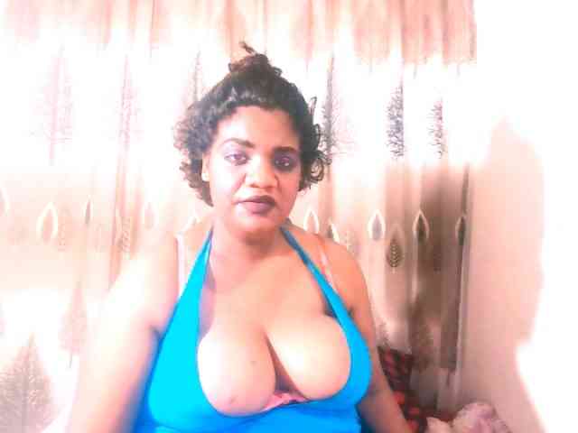 IndianSexyAss00 webcam