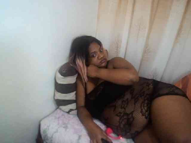 IndianSexyAss00 webcam