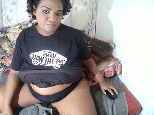 IndianSexyAss00 webcam