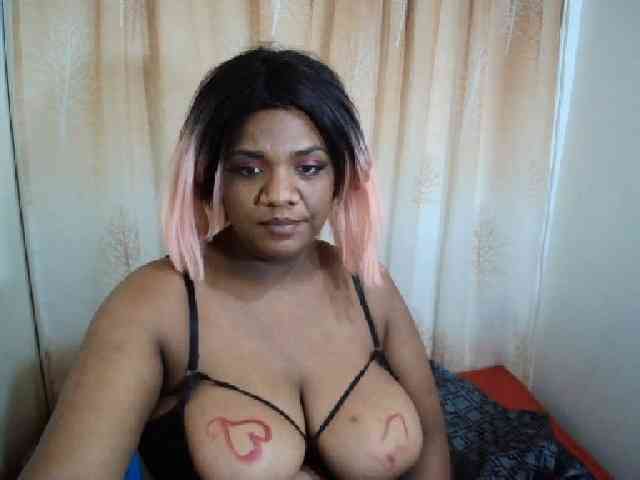 IndianSexyAss00 webcam