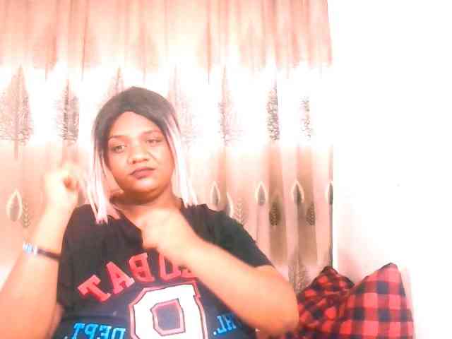 IndianSexyAss00 webcam