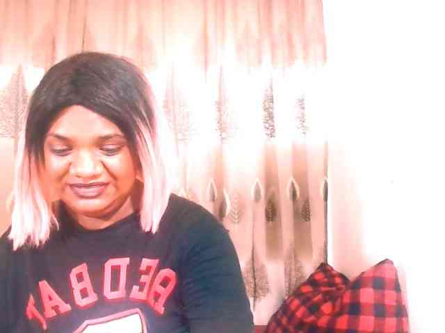 IndianSexyAss00 webcam