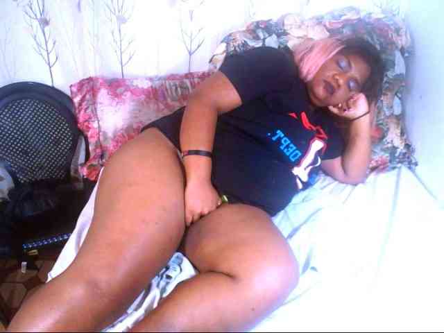 IndianSexyAss00 webcam