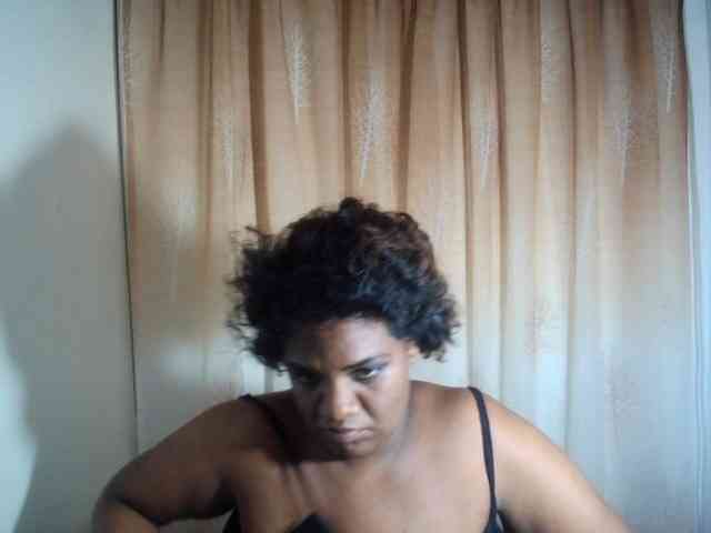 IndianSexyAss00 webcam