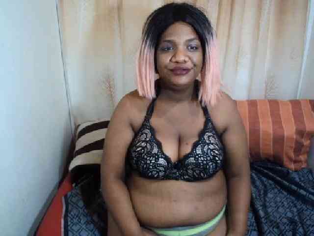 IndianSexyAss00 webcam