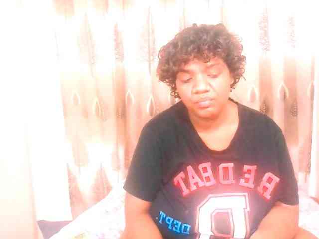 IndianSexyAss00 webcam