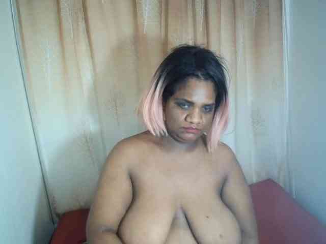 IndianSexyAss00 webcam