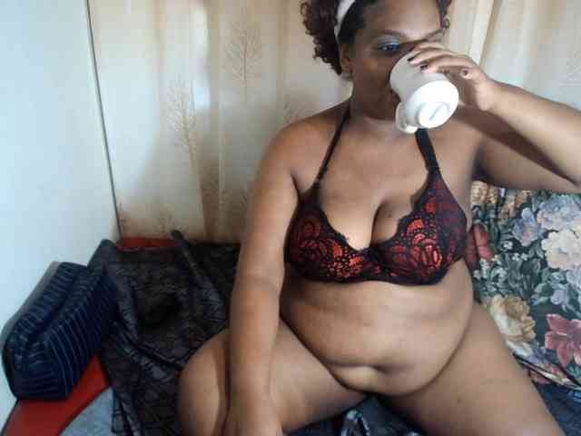 IndianSexyAss00 webcam