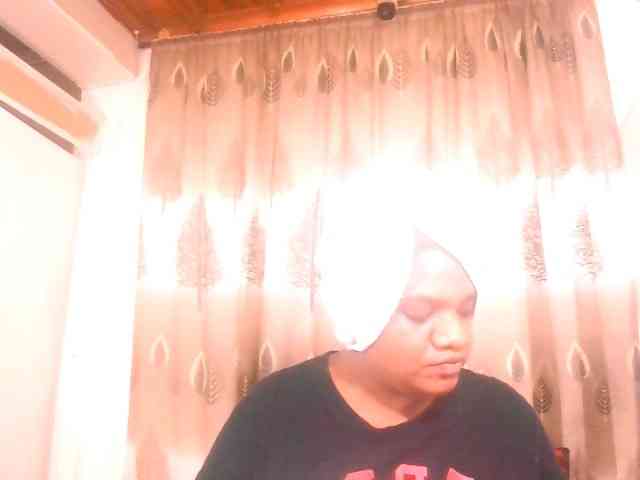 IndianSexyAss00 webcam