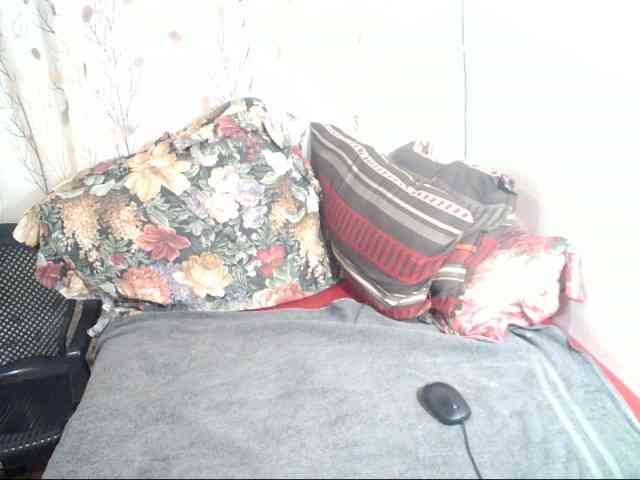 IndianSexyAss00 webcam