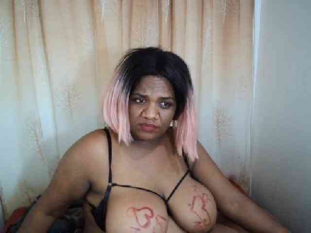 IndianSexyAss00 webcam