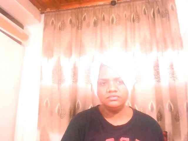 IndianSexyAss00 webcam