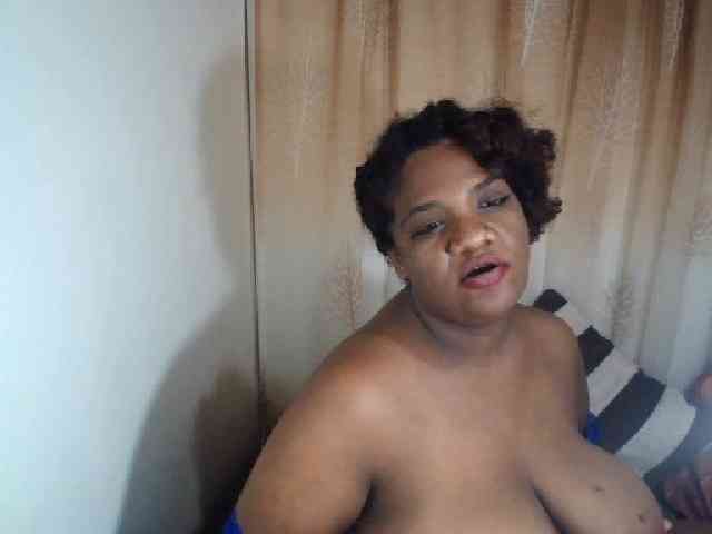 IndianSexyAss00 webcam