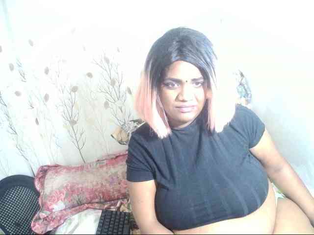 IndianSexyAss00 webcam