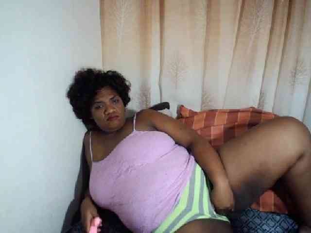 IndianSexyAss00 webcam