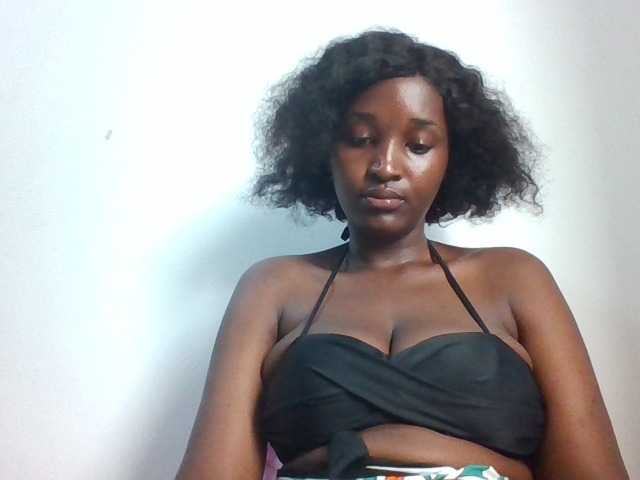 Thickbabiey Live Cam on BongaCams