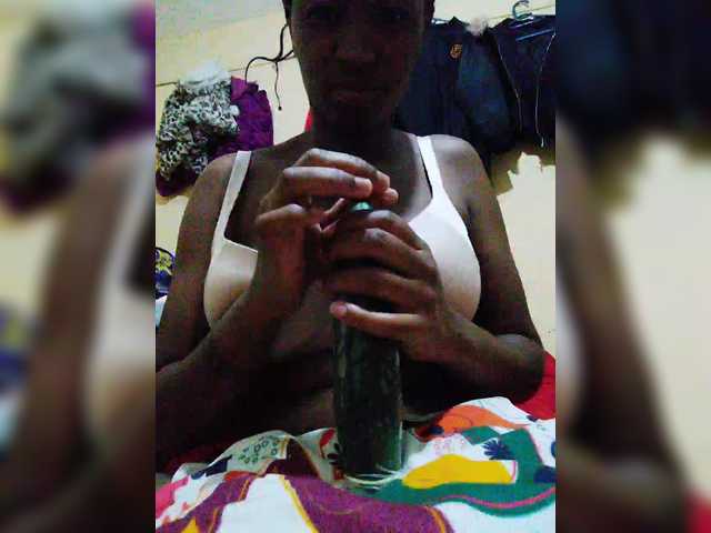 Victoriakatty's BongaCams show and profile