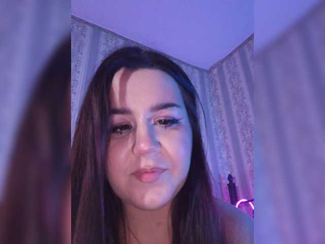 Gentlyplease1 live cam