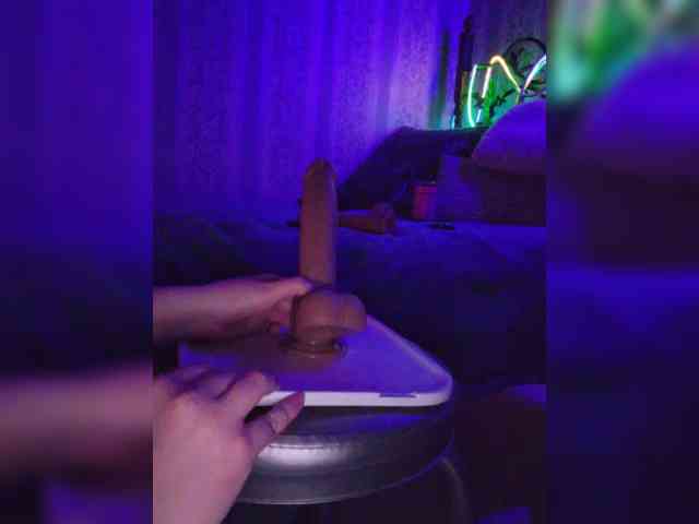 Gentlyplease1 webcam