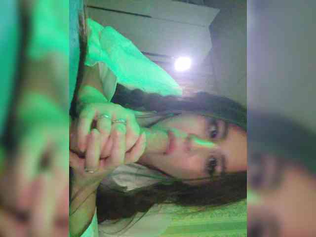 Gentlyplease1 webcam