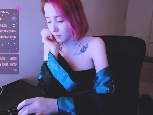 SnekoUWU's BongaCams show and profile