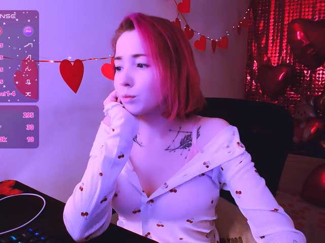 SnekoUWU's BongaCams show and profile