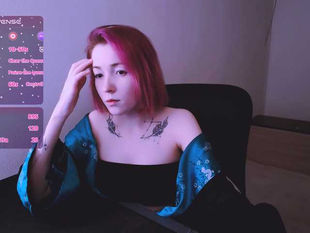 SnekoUWU's BongaCams show and profile