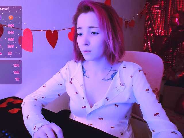 SnekoUWU's BongaCams show and profile