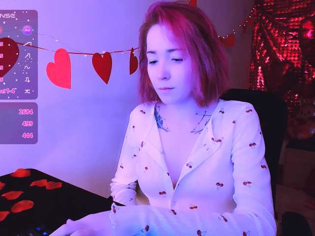 SnekoUWU's BongaCams show and profile