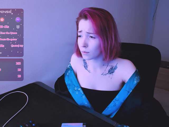 SnekoUWU's BongaCams show and profile