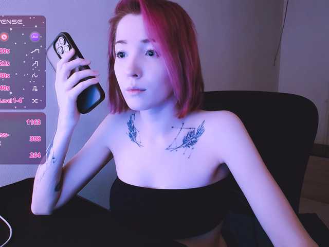 SnekoUWU's BongaCams show and profile