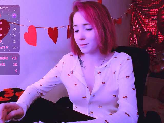 SnekoUWU's BongaCams show and profile