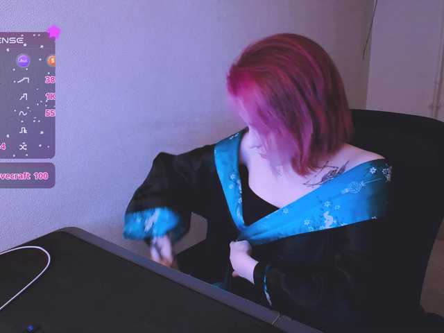 SnekoUWU's BongaCams show and profile