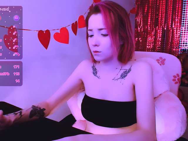 SnekoUWU's BongaCams show and profile