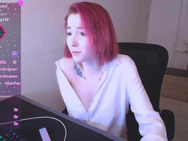 SnekoUWU's BongaCams show and profile