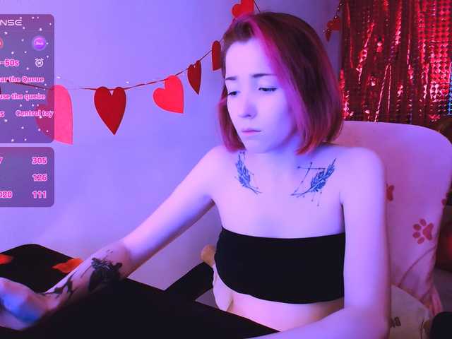 SnekoUWU's BongaCams show and profile