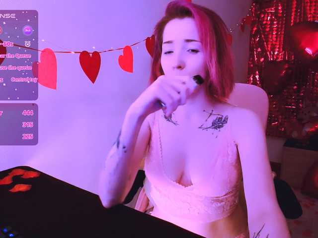 SnekoUWU free chat on liveonude