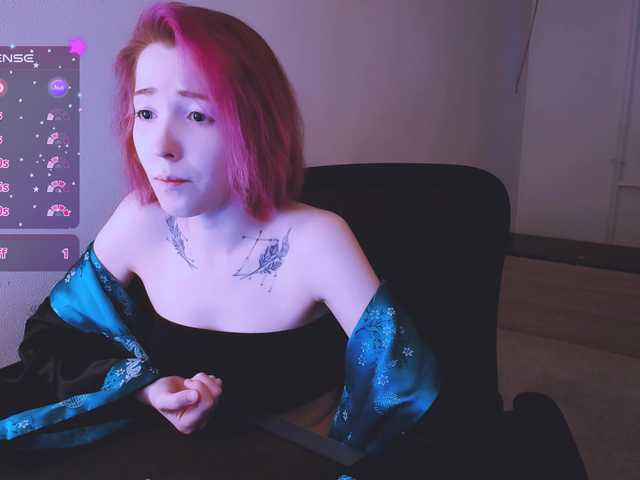 SnekoUWU's BongaCams show and profile