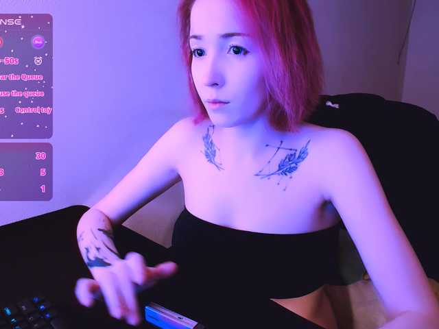 SnekoUWU's BongaCams show and profile