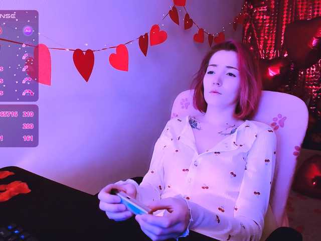 SnekoUWU's BongaCams show and profile