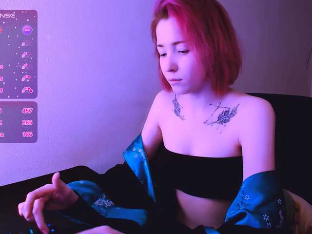 SnekoUWU's BongaCams show and profile