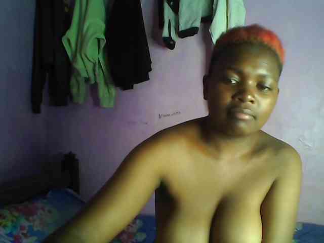 Thickblackebony webcam