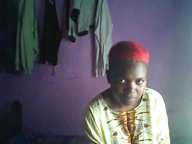 Thickblackebony webcam