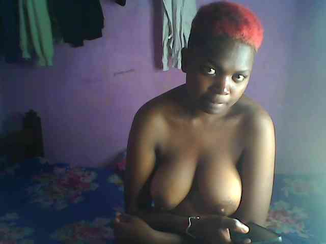Thickblackebony webcam