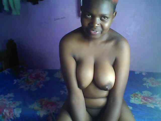 Thickblackebony webcam