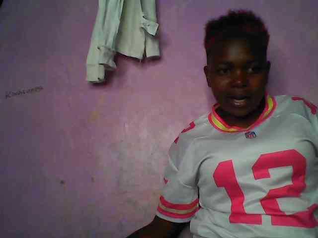 Thickblackebony webcam